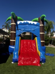 IMG 6921 1761596592 Ocean Shark Bounce House Combo Dry